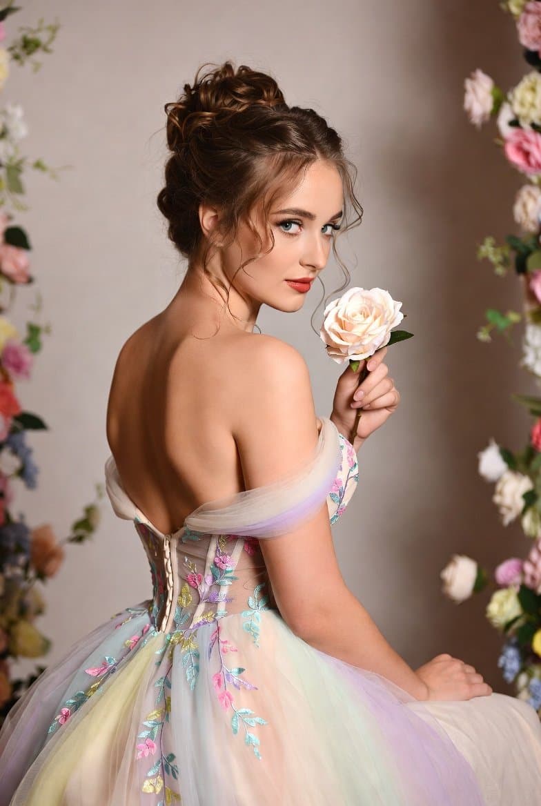 Recreate this with your face  - 4K AI Photoshoot Style & Prompt by PhotoForge