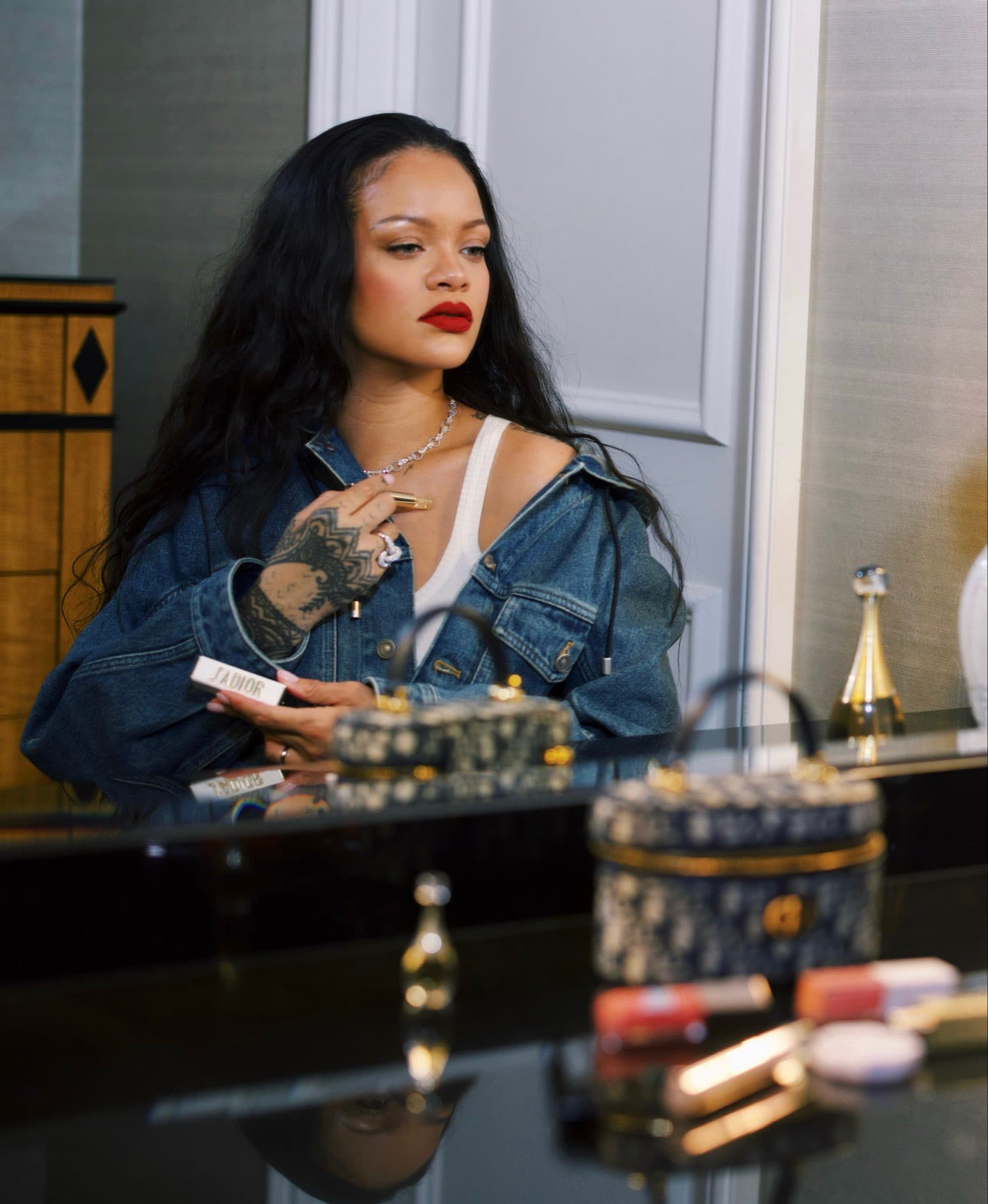 Rihanna Ai generated pictures - 4K AI Photoshoot Style & Prompt by PhotoForge